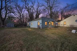 310 21st St, Jackson, MI 49203 - Photo 6