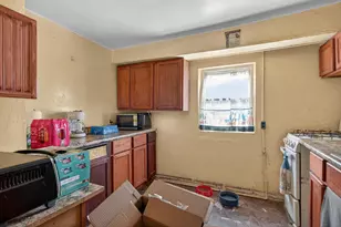 310 21st St, Jackson, MI 49203 - Photo 10