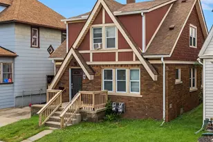 37 W Woodward Ave, Ecorse, MI 48229 - Photo 2