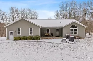 1020 Joshua Dr, Sheridan, MI 48884 - Photo 1