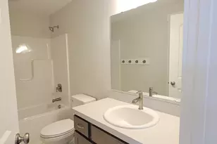 5547 Canal Ave SW, Wyoming, MI 49418 - Photo 18