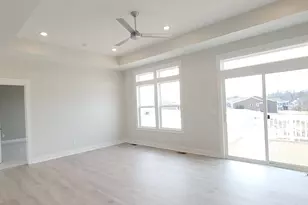 5547 Canal Ave SW, Wyoming, MI 49418 - Photo 8