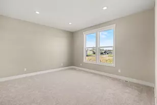 5547 Canal Ave SW, Wyoming, MI 49418 - Photo 12