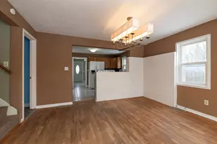 203 Vine St, Wayland, MI 49348 - Photo 4