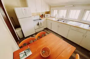 213 Clinton Ave, Grand Haven, MI 49417 - Photo 18