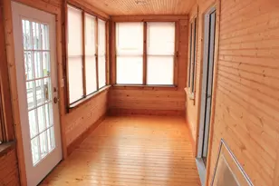 2389 McCracken St, Muskegon, MI 49441 - Photo 12