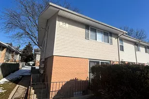 3522 Kenbrooke Ct, Kalamazoo, MI 49006 - Photo 2