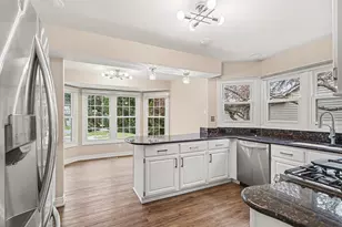 7795 W St Andrews Cir, Portage, MI 49024 - Photo 8