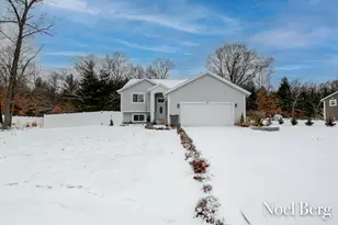 333 Jayden Dr, Muskegon, MI 49442 - Photo 2