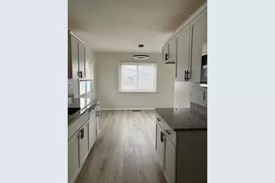 2200 Sheick Road, Monroe, MI 48162 - Photo 4