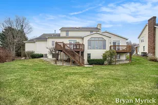 921 Meadow Ridge Dr, Holland, MI 49424 - Photo 42