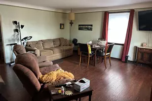 15701 Heide St, Rockwood, MI 48173 - Photo 2