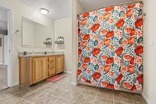 64325 Prairie River Rd, Sturgis, MI 49091 - Photo 16