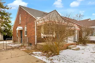 14188 Collingham Dr, Detroit, MI 48205 - Photo 2