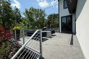 2062 Balsam Waters Ct NE, Grand Rapids, MI 49525 - Photo 2