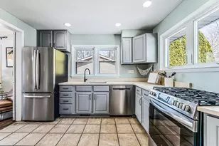 731 Taylor St, Chelsea, MI 48118 - Photo 14