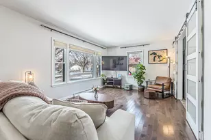 731 Taylor St, Chelsea, MI 48118 - Photo 8