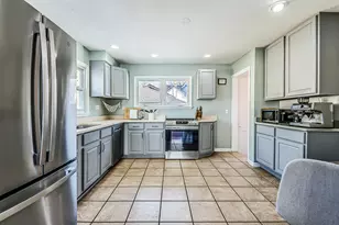 731 Taylor St, Chelsea, MI 48118 - Photo 12