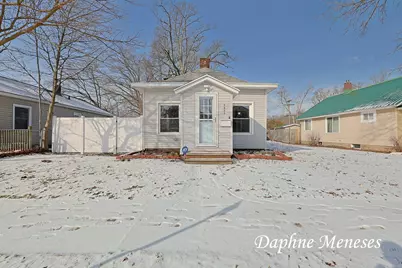 2533 McCracken Street, Muskegon, MI 49441 - Photo 2
