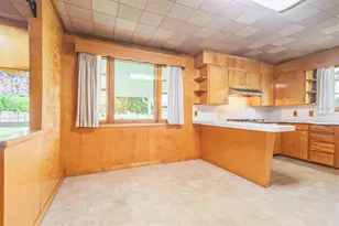 106 N Erie St, Three Rivers, MI 49093 - Photo 6