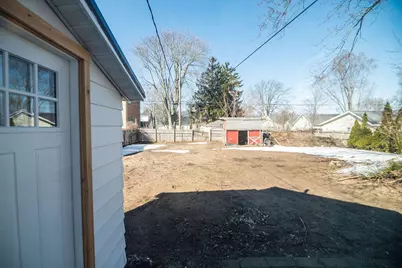 2102 Morton Avenue, Muskegon, MI 49441 - Photo 18