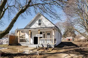 2102 Morton Ave, Muskegon, MI 49441 - Photo 2