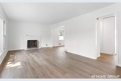 1313 Ellsmere Street NE, Grand Rapids, MI 49505 - Photo 12