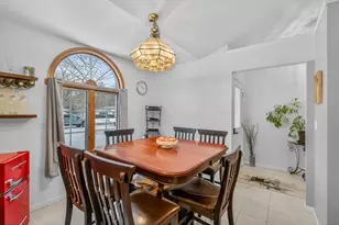 975 Glenwood Ave, Muskegon, MI 49445 - Photo 12