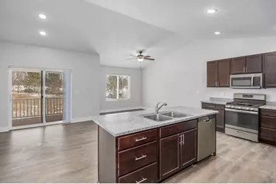 1368 S Village Circle, Kalamazoo, MI 49009 - Photo 12