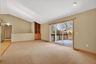 6723 Gran Via Dr NE, Rockford, MI 49341 - Photo 12