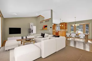 6723 Gran Via Dr NE, Rockford, MI 49341 - Photo 10