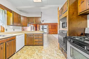 9577 Shore Dr, Mecosta, MI 49332 - Photo 22