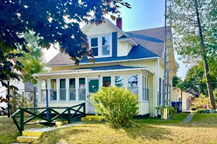 806 E Loomis St, Ludington, MI 49431 - Photo 1