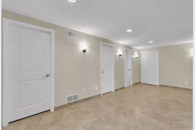 50501 Elmwood Court, Plymouth, MI 48170 - Photo 34