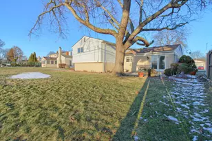 4122 Longmeadow Dr, Trenton, MI 48183 - Photo 32