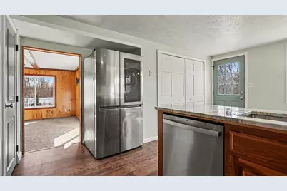 433 Argyle Crescent, Milan, MI 48160 - Photo 8