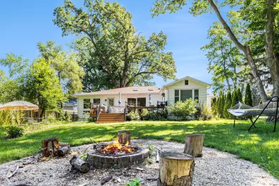 208 S Barker Street, New Buffalo, MI 49117 - Photo 2