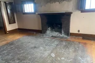 68 Latta St, Battle Creek, MI 49017 - Photo 12