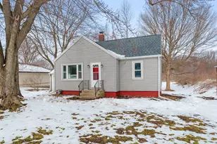 7349 Red Arrow Hwy, Watervliet, MI 49098 - Photo 2
