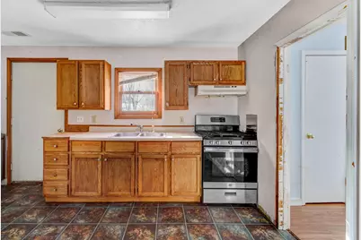 1323 Catherine Avenue, Muskegon, MI 49442 - Photo 12