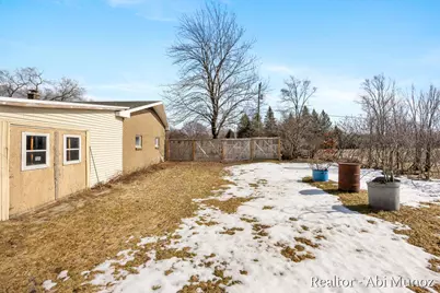 9211 Alpine Avenue NW, Sparta, MI 49345 - Photo 28