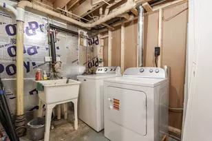 2510 Springmont Ave, Kalamazoo, MI 49008 - Photo 32