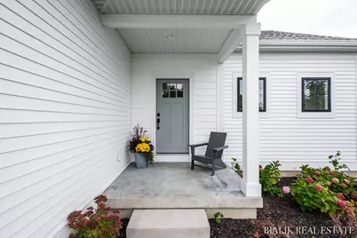 594 Sun Vale Lane, Grandville, MI 49418 - Photo 4