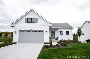 594 Sun Vale Ln, Grandville, MI 49418 - Photo 2
