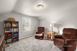 261 W Hile Rd, Norton Shores, MI 49441 - Photo 38