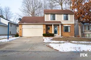 4709 Summer Creek Ln SE, Grand Rapids, MI 49508 - Photo 2