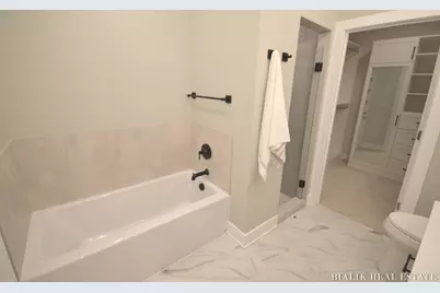 580 Sun Vale Lane #5, Grandville, MI 49418 - Photo 12
