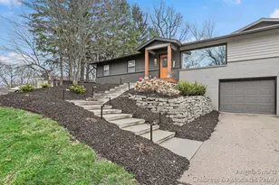 3334 Rickman Ave NE, Grand Rapids, MI 49525 - Photo 4