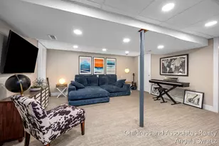 3334 Rickman Ave NE, Grand Rapids, MI 49525 - Photo 36