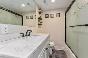 3848 Groveland Ave SW, Wyoming, MI 49519 - Photo 8